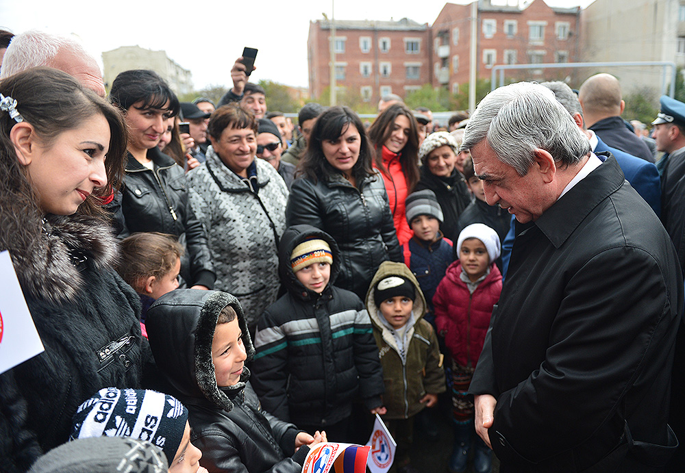 19752_b.jpg (1000×691)