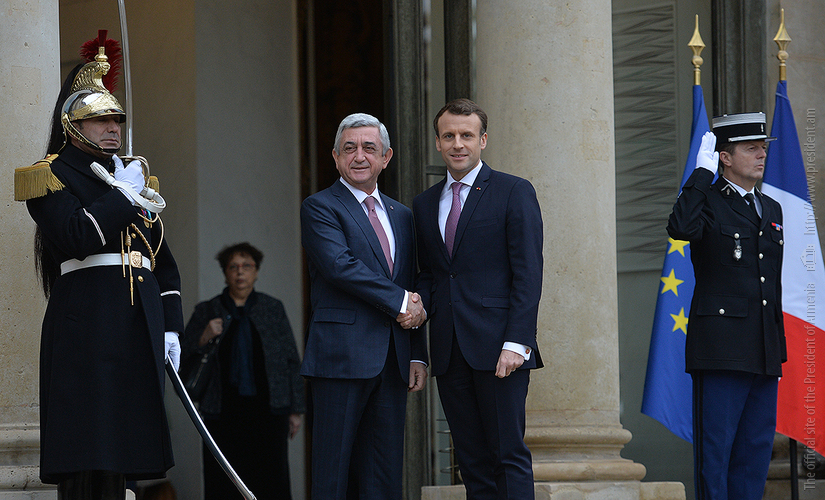 Президенты Армении и Франции провели переговоры в Париже