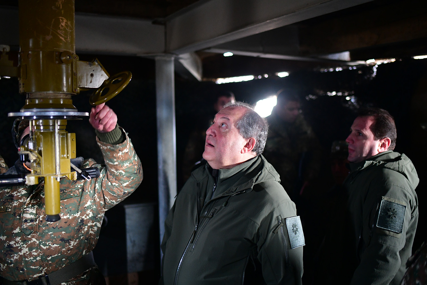 36204_b.jpg (1500&Atilde;1000)