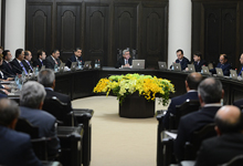 President Serzh Sargsyan held a meeting with the members of the new government