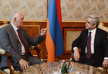 Նախագահ Սերժ Սարգսյանն ընդունել է ՌԴ ազգային բժշկական պալատի նախագահ Լեոնիդ Ռոշալին
