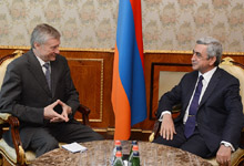 Նախագահ Սերժ Սարգսյանն ընդունել է ՀԱՊԿ գլխավոր քարտուղար Նիկոլայ Բորդյուժային