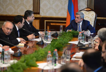 President Serzh Sargsyan held a meeting on the issues related to the efficient administration of the budgetary funds and reduction of corruption risks 