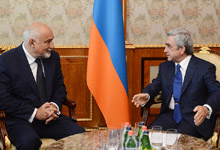Նախագահ Սերժ Սարգսյանն ընդունել է Ռումինիայի էկոնոմիկայի նախարար Վարուժան Ոսկանյանին
