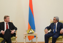 President Serzh Sargsyan received European Commissioner for Enlargement and European Neighborhood Policy Štefan Füle