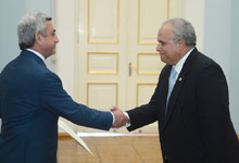 The newly appointed Ambassador of Guatemala presented his credential to President Serzh Sargsyan
