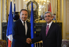 Президент в Париже встретился с Председателем Сената Франции Жан-Пьером Белем