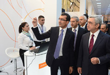 Президент Серж Саргсян присутствовал на открытии международной технологической выставки «ДиджиТек Экспо-2013»