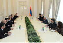 Президент принял участников заседания Совета руководителей органов безопасности и специальных служб государств-участников СНГ