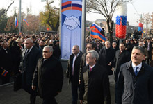 Նախագահը Երևանում ներկա է գտնվել &laquo;Միացյալ Խաչ&raquo; հուշարձանի բացման արարողությանը