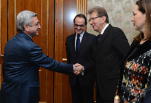 
President received delegation headed by the Chairman of the Armenia-France friendship group Rene Rouquet