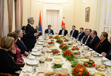 On behalf of President Serzh Sargsyan an official supper was held in honor of the President of Georgia