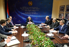 Նախագահը խորհրդակցություն է անցկացրել Առողջապահության նախարարության ղեկավար անձնակազմի հետ