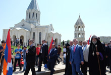 Президент Серж Саргсян в Арцахе принял участие в праздничных мероприятиях