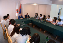 Սերժ Սարգսյանը հանդիպում է ունեցել ՀՀԿ երիտասարդական կազմակերպության հավաքի մասնակիցների հետ