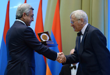 Президент принял участие в церемонии вручения  научной премии имени академика Виктора Амбарцумяна