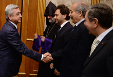 Президент принял представителей общинных структур, организаций и духовного сословия сирийских армян