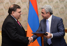 President receives Director of ARF Armenian National Committee of Europe