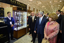 President attends opening of Yerevan Show 2014 international jewelry exhibition