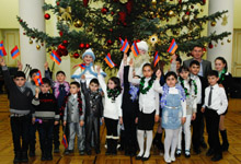 По случаю праздников в резиденции Президента РА для детей организуются праздничные мероприятия