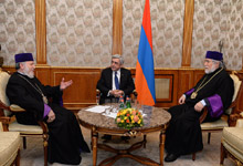 Президент встретился с Католикосом Всех Армян и Католикосом Великого Дома Киликийского