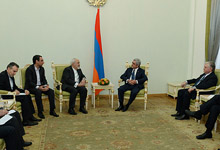 President receives Iranian foreign minister Mohammad Javad Zarif