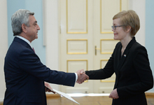Նախագահին հավատարմագրերն է հանձնել Հայաստանում Շվեդիայի նորանշանակ դեսպան Մարտինա Քուիկը