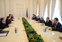 
President Serzh Sargsyan receives US Assistant Secretary Victoria Nuland