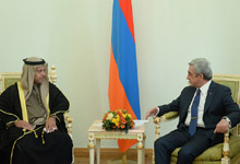 
Президенту вручил верительные грамоты новоназначенный посол ОАЭ в Армении