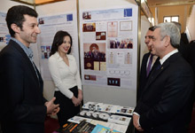 
Президент встретился с ответственными лицами Программы поддержки молодых ученых