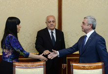 Նախագահ Սերժ Սարգսյանը հանդիպում է ունեցել &laquo;Բարգավաճ Հայաստան&raquo; կուսակցության ներկայացուցիչների հետ