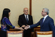 President Serzh Sargsyan meets with representatives of Prosperous Armenia Party