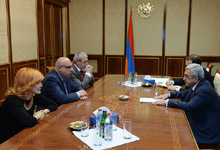 President Serzh Sargsyan meets with representatives of Free Democrats party
