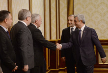 Նախագահն ընդունել է &laquo;Եվրանեսթ&raquo; խորհրդարանական վեհաժողովի բյուրոյի անդամներին