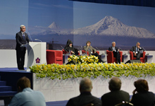 Выступление Президента Республики Армения Сержа Саргсяна на глобальном общественно-политическом форуме «Против преступления геноцида»
