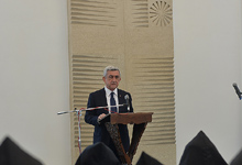 President attends requiem service for rest of Kirk Kerkorian&rsquo;s soul