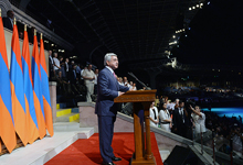 Президент принял участие в церемонии открытия Шестых летних Всеармянских игр