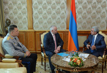 President receives director of the border protection department of the Border Service of the RF FSS N. Kozik and head of the Border Protection department of the RF FSS in Armenia A. Mikheev