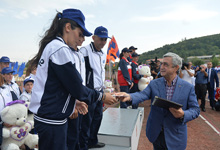 President watches finals of Best Sporting Family-2015 competition