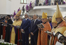 Նախագահը Գյումրիում ներկա է գտնվել Հայ Կաթողիկե «Սրբոց Նահատակաց» եկեղեցու օծման արարողությանը