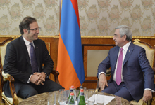 President receives Microsoft Vice-President Vahe Torossian