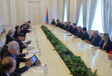 Նախագահ Սերժ Սարգսյանն ընդունել է ԻԻՀ Նախագահի առաջին տեղակալ Էսհաղ Ջահանգիրիի գլխավորած պատվիրակությանը 