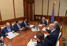 Президент созвал совещание с целью обсуждения социально-экономической ситуации и областных приоритетов Котайкской области