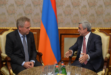 Серж Саргсян принял удостоившегося Премии Президента РА за вклад мирового значения в сферу ИТ за 2015 год  Евгения Касперского