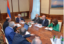 Президент созвал совещание с целью обсуждения социально-экономической ситуации и областных приоритетов Араратской области