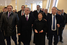 Президент присутствовал на церемонии открытия ряда учреждений в столице