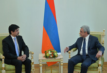  Президенту вручил верительные грамоты новоназначенный посол Бангладеш в Армении