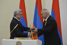  President handed high state awards to a group of benefactors