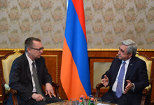 Президент Серж Саргсян принял заместителя Генерального секретаря ООН по политическим вопросам Джеффри Фельтмана