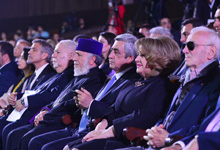  Президент Серж Саргсян присуствовал на церемонии присуждения премии "Аврора"